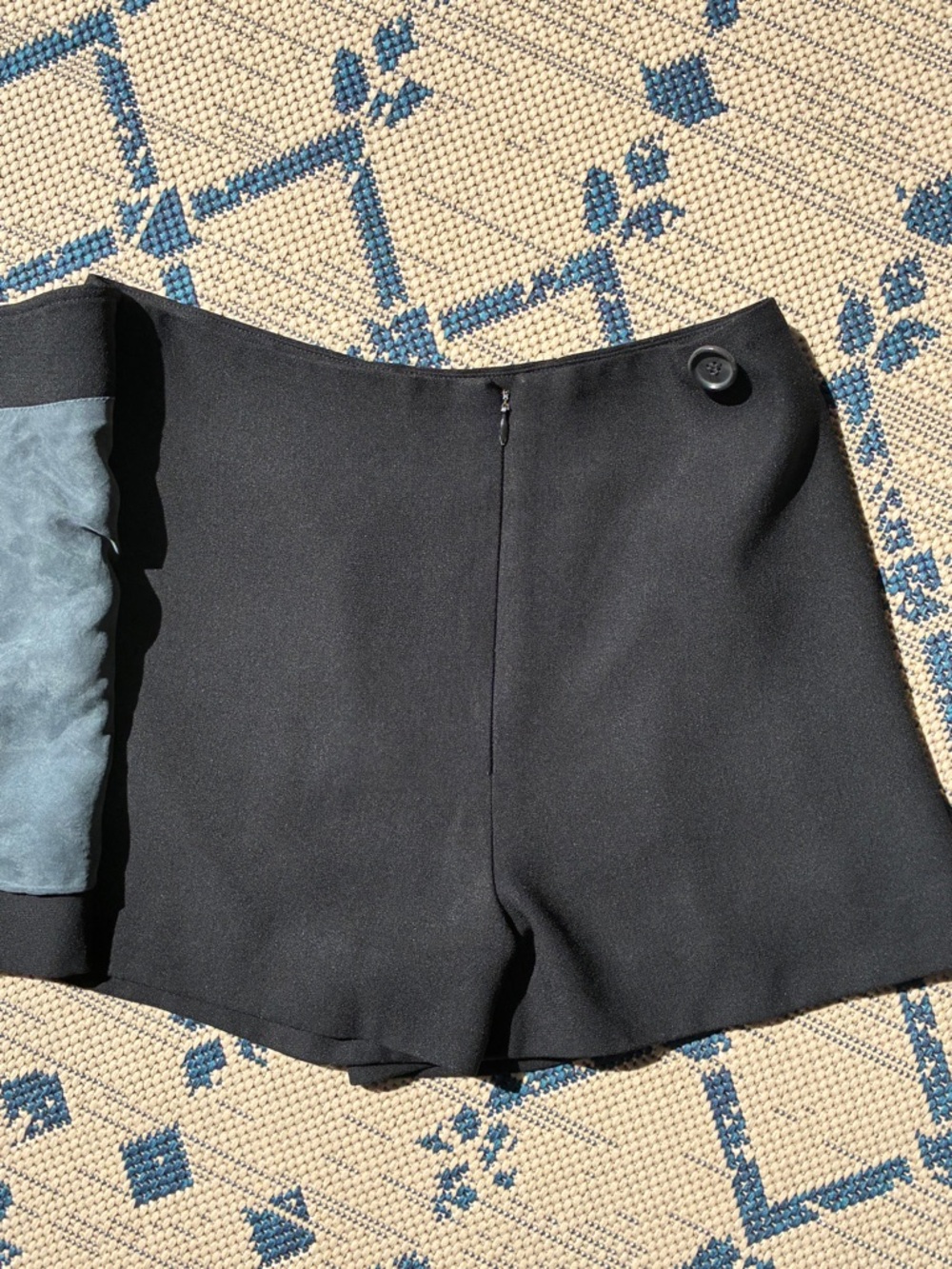 90's bebe Black Skort - Lined - 26 Waist - Picture 3 of 11